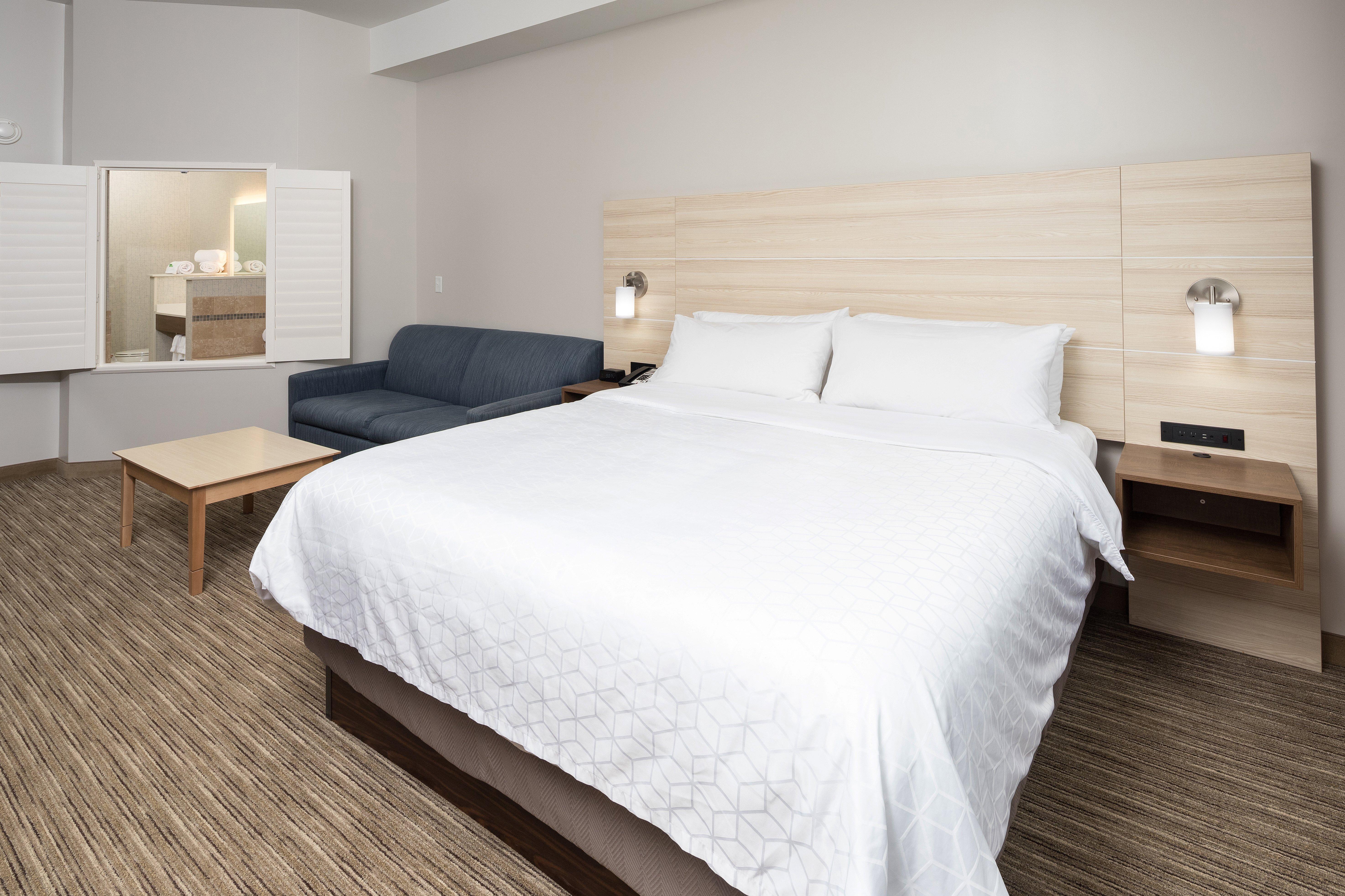 Holiday Inn Express & Suites - Portage By Ihg Екстериор снимка