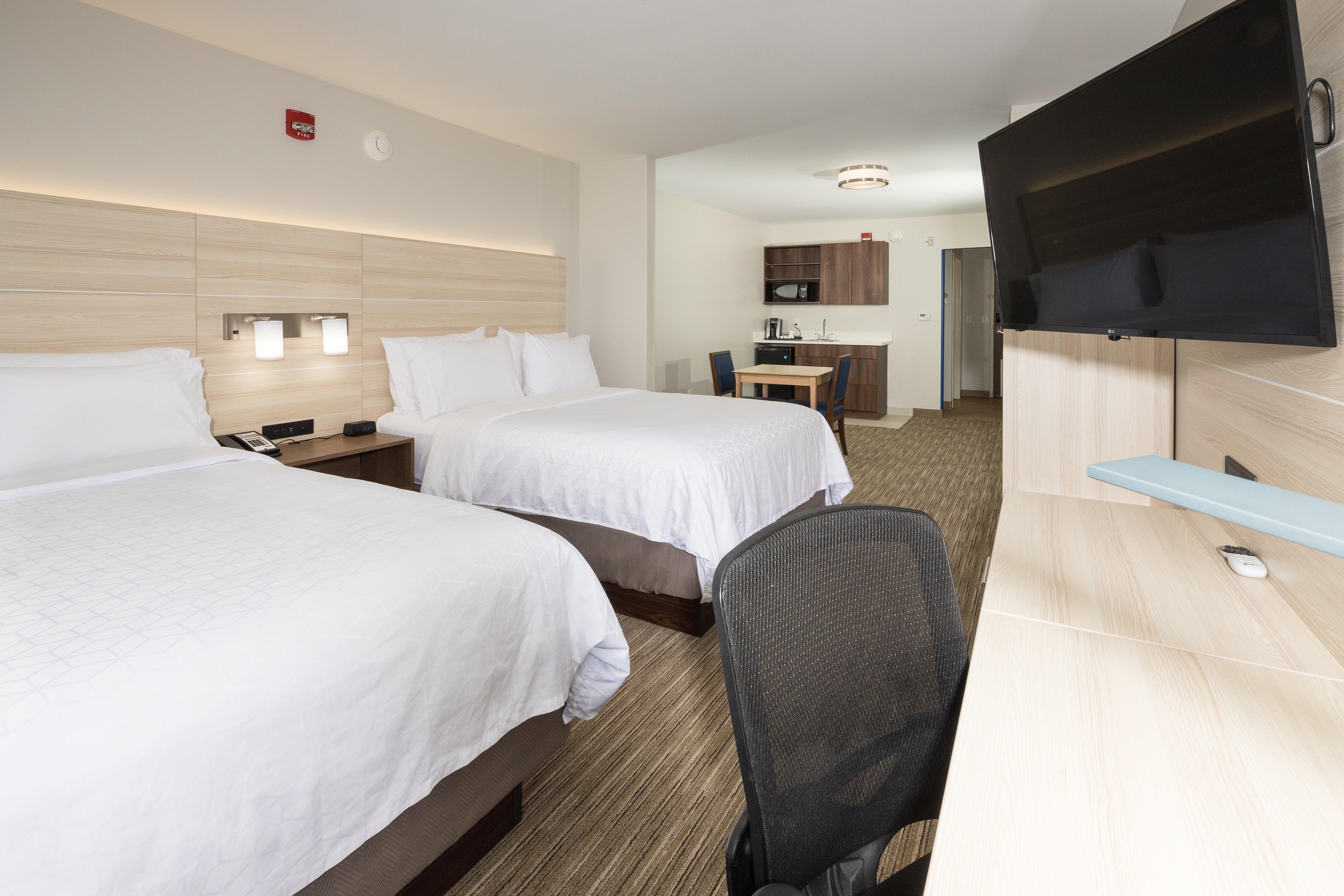 Holiday Inn Express & Suites - Portage By Ihg Екстериор снимка