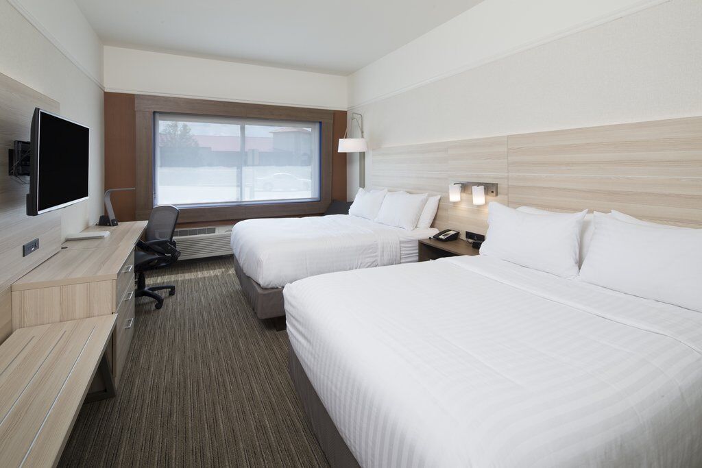 Holiday Inn Express & Suites - Portage By Ihg Екстериор снимка