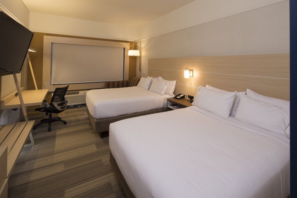 Holiday Inn Express & Suites - Portage By Ihg Екстериор снимка